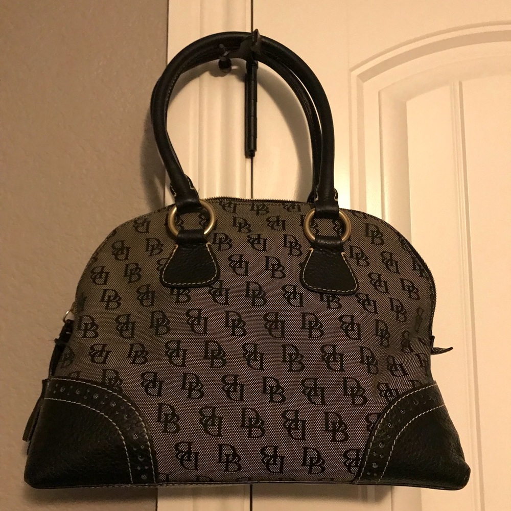 Dooney & Bourke